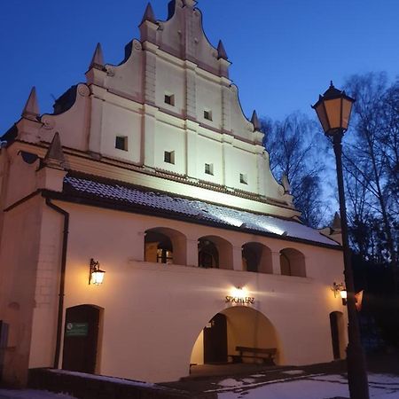 Spichlerz Na Krakowskiej 카지미에르즈 돌니 외부 사진